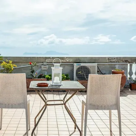 Rooftop In Front Of The Castle Apartment