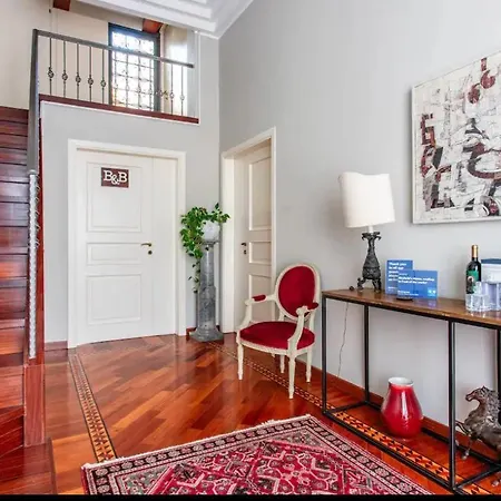 Rooftop In Front Of The Castle * 那不勒斯