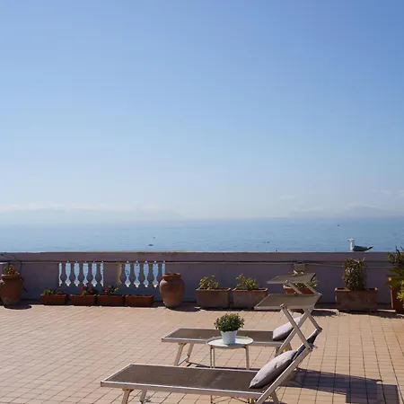 Rooftop In Front Of The Castle Lejlighed Napoli